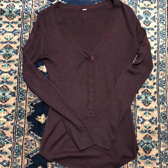 lululemon athletica Tops - Lululemon ribbed maroon henley size 8